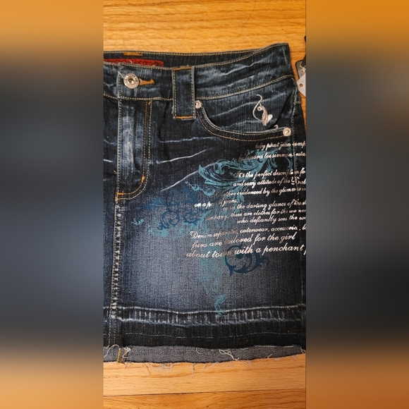 Vintage Y2K Baby Phat Dark Blue Jean Denim Mini Skirt- Size 5 (NWT) - Picture 2 of 13